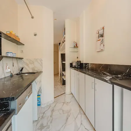 Apartamento Hiss By Interhome