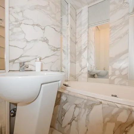 Hiss By Interhome アパート *